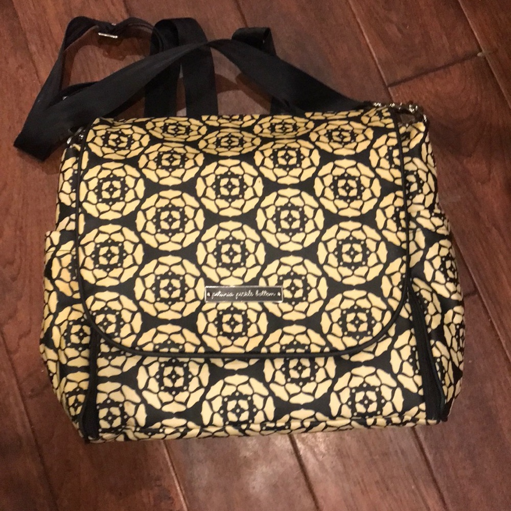 Petunia pickle bottom diaper bag